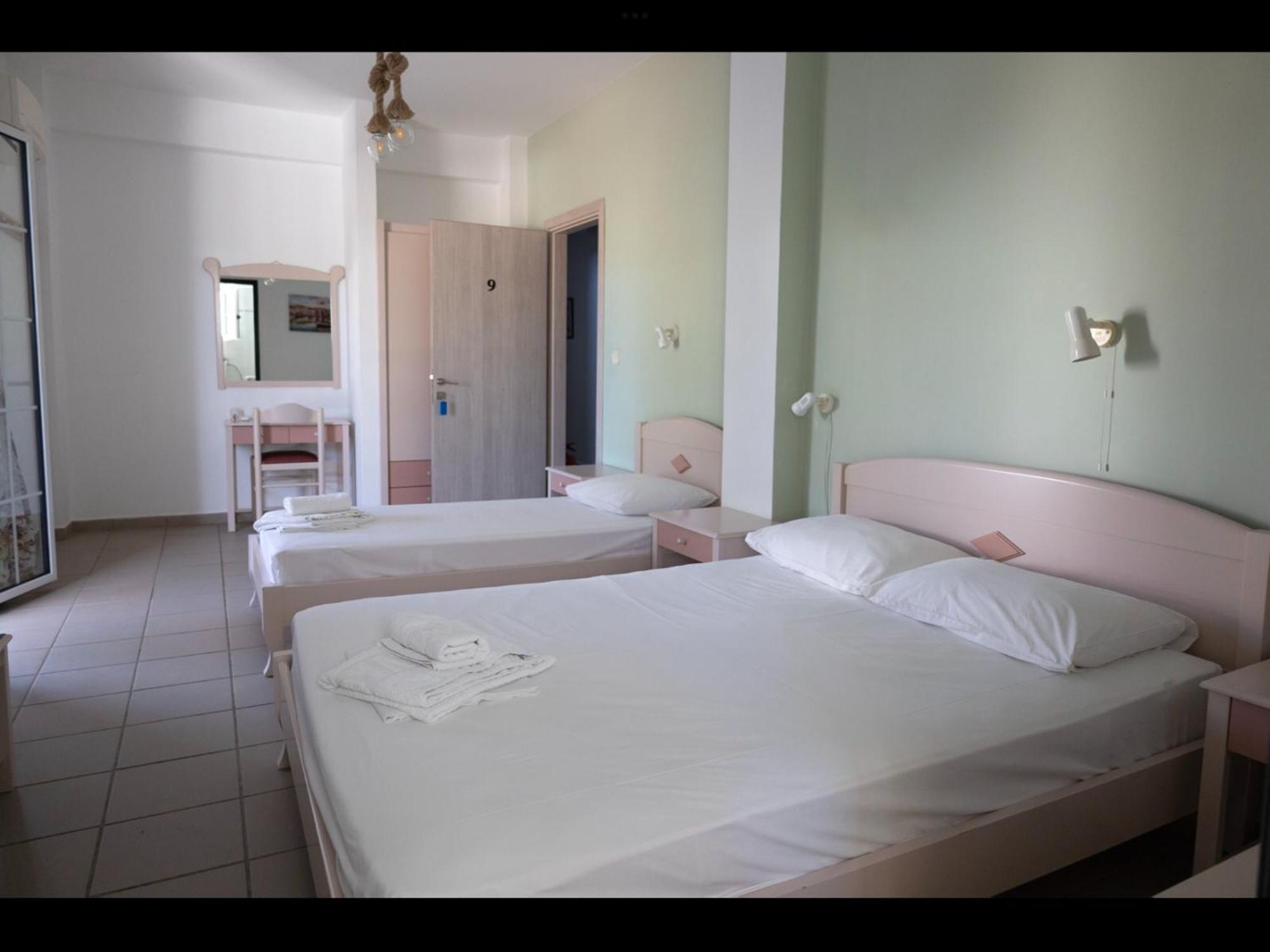 Papoulias Rooms Элафонисси Экстерьер фото